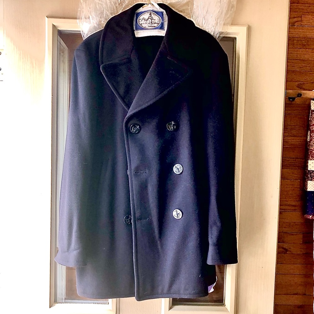 🌎 Vintage Mens pea coat 🌎